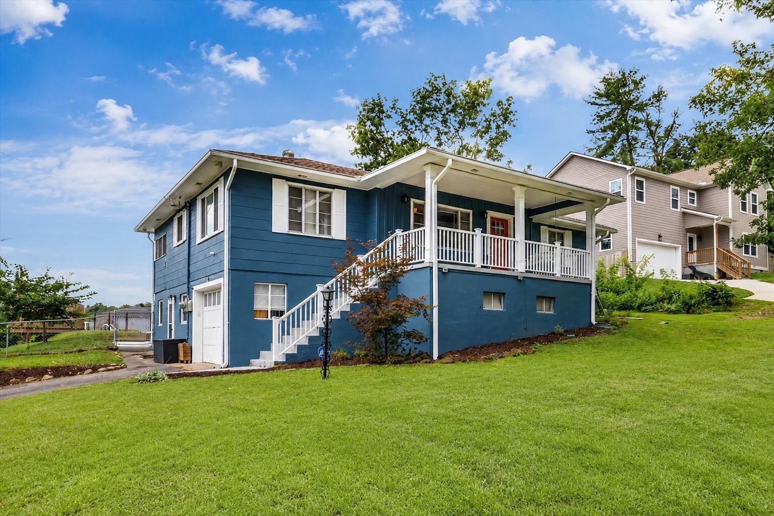 3503 Lockwood Circle Property Photo 1