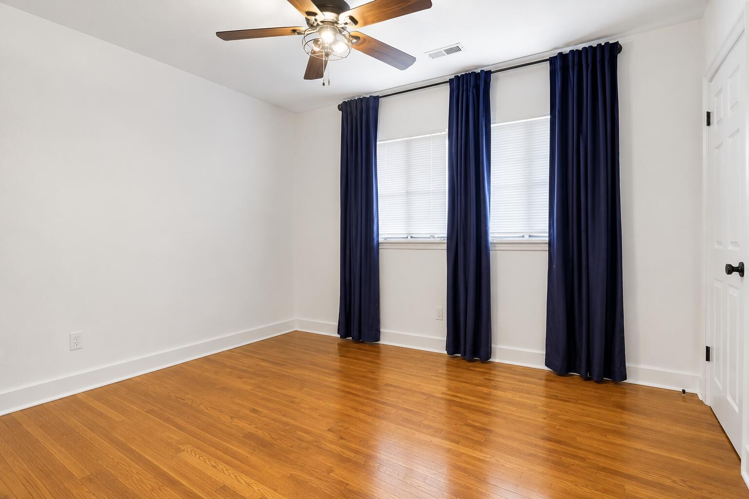 3503 Lockwood Circle Property Photo 11