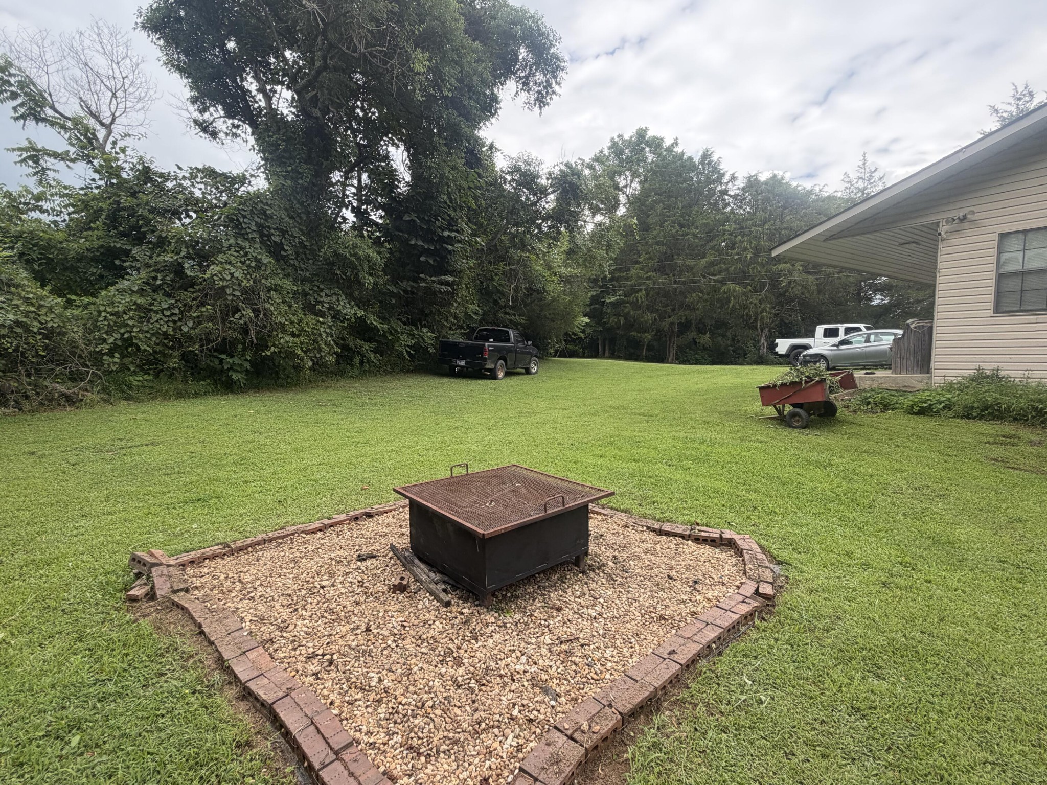 8732 Old State Highway 28 Property Photo 5