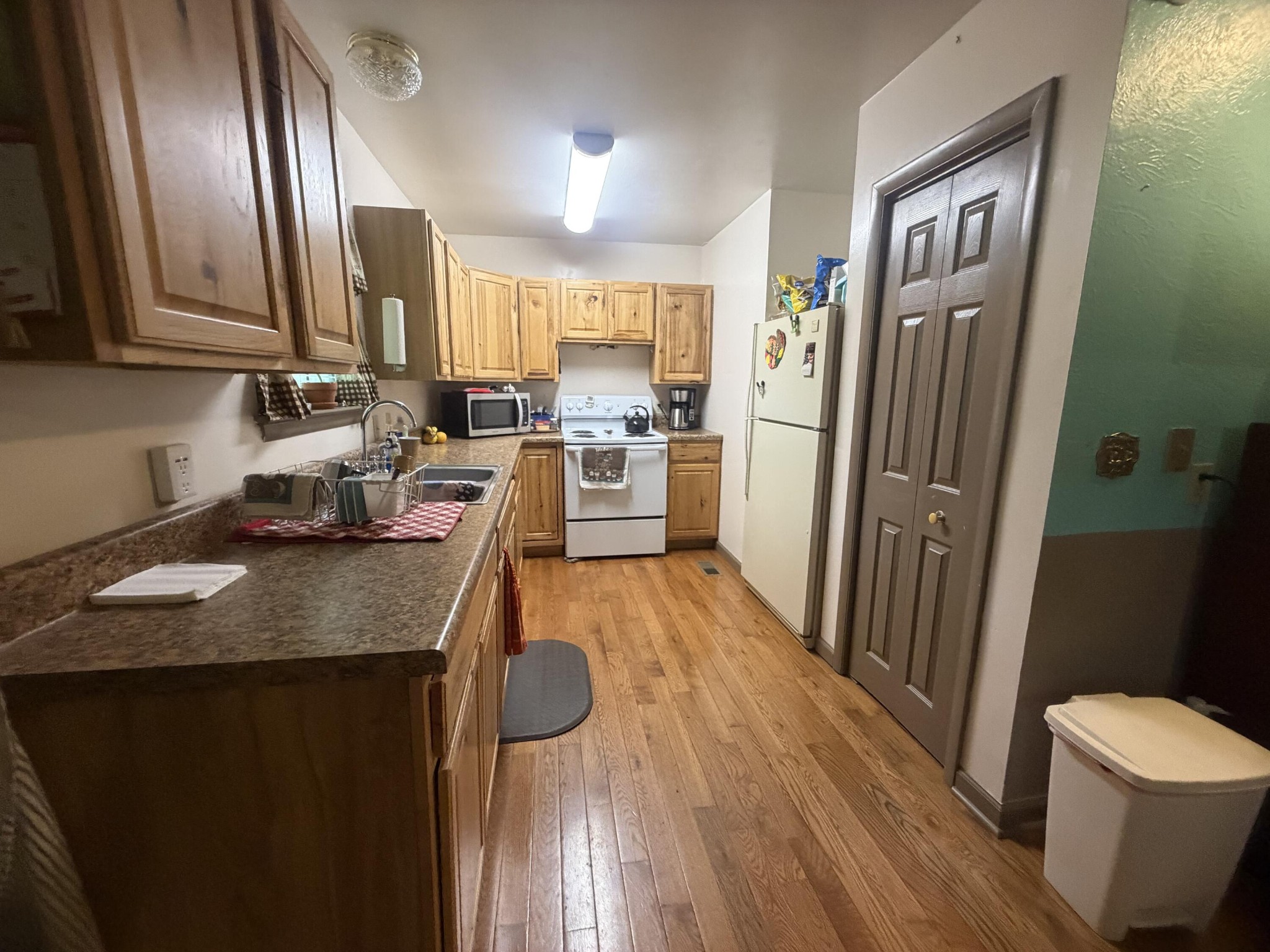 8732 Old State Highway 28 Property Photo 10