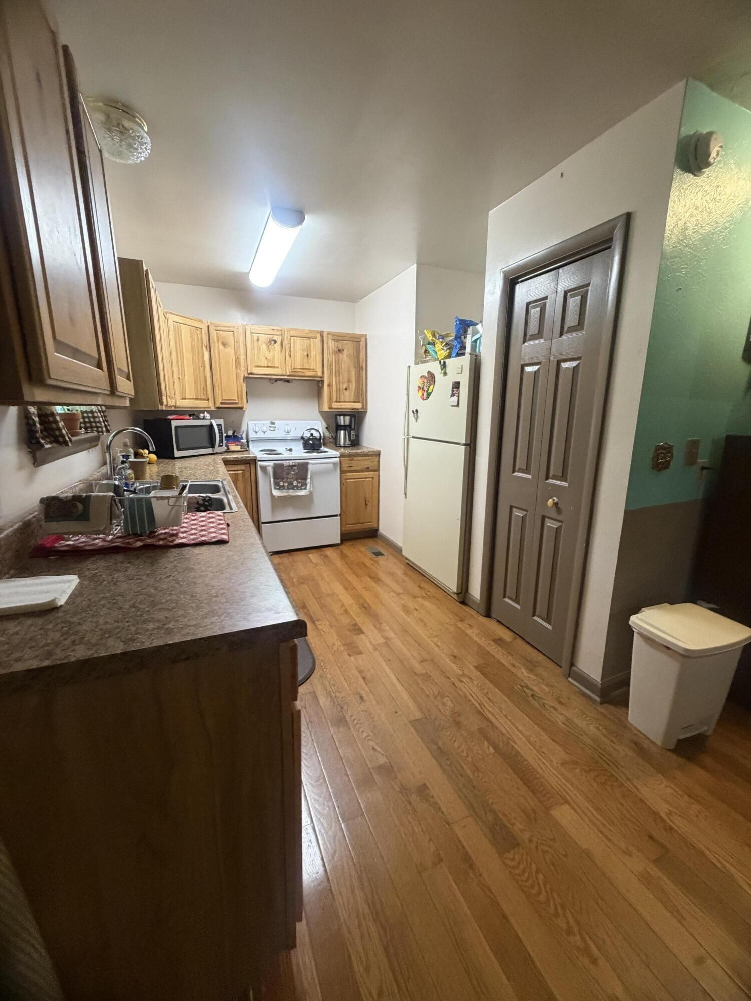 8732 Old State Highway 28 Property Photo 11