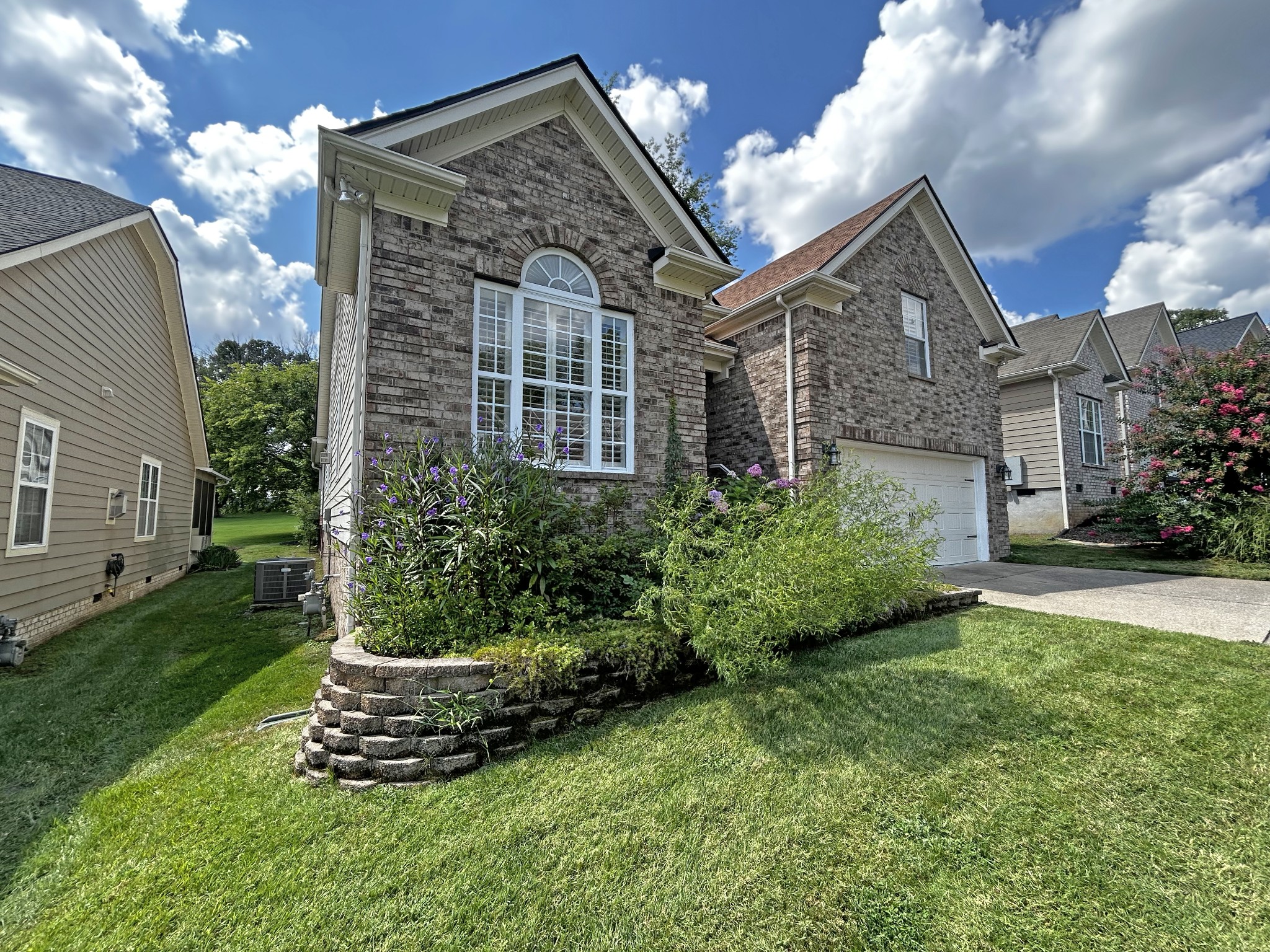 2034 Spring Branch Dr Property Photo 1
