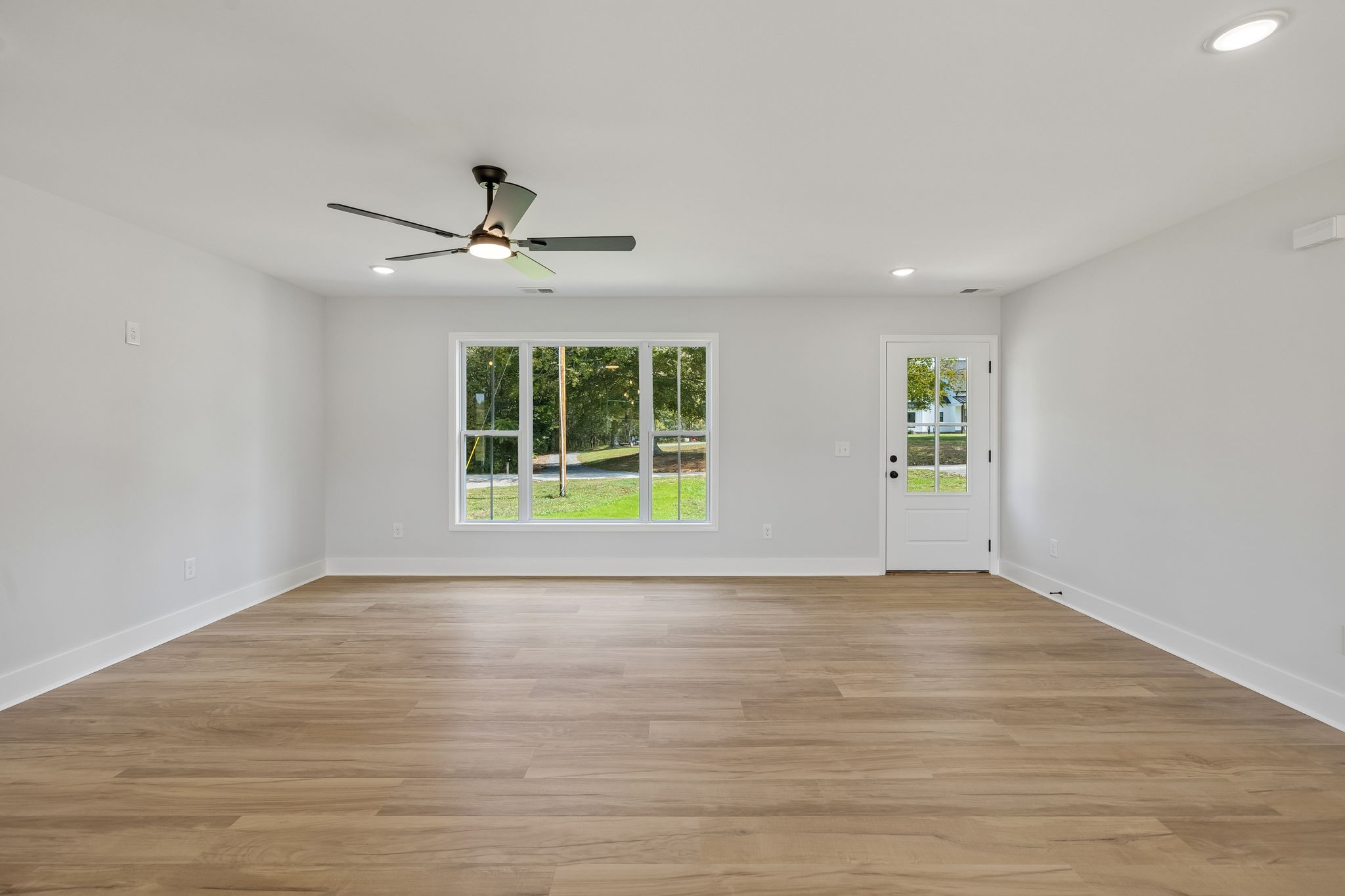 339 Oakmere Ln Property Photo 15