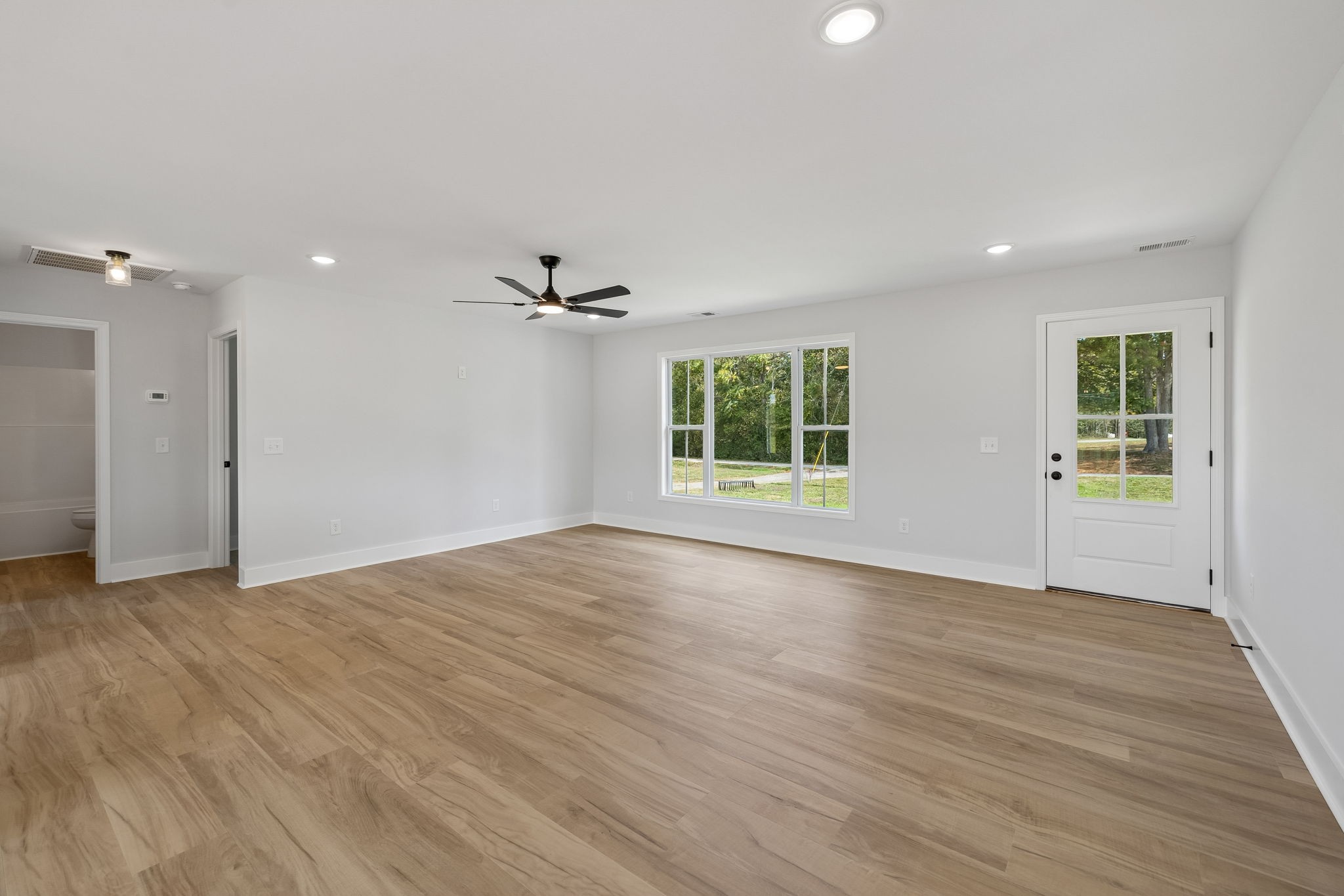 339 Oakmere Ln Property Photo 17