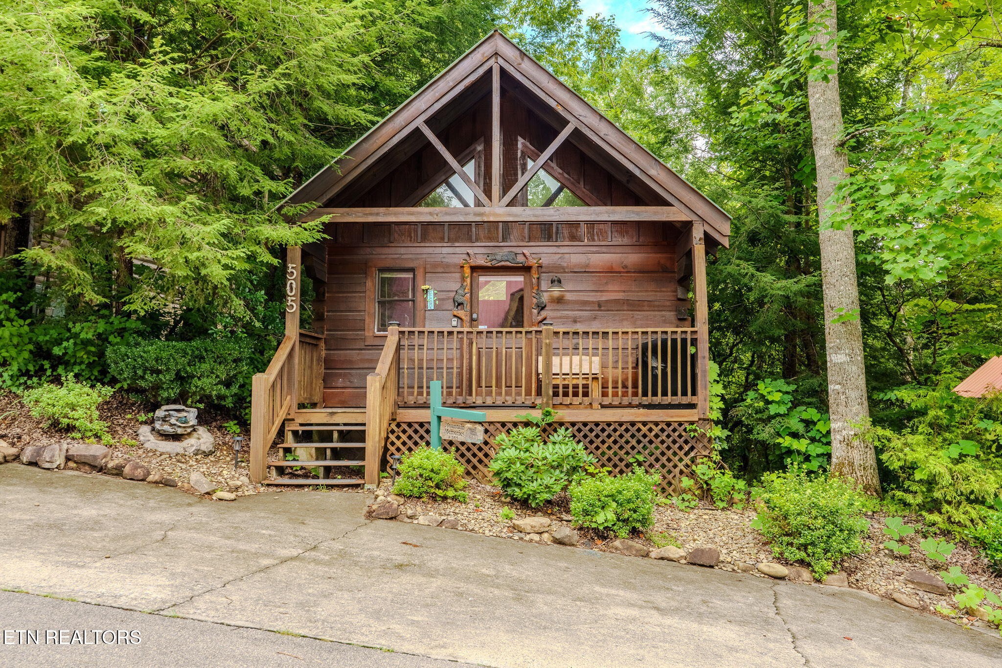 505 Hoot Owl Way