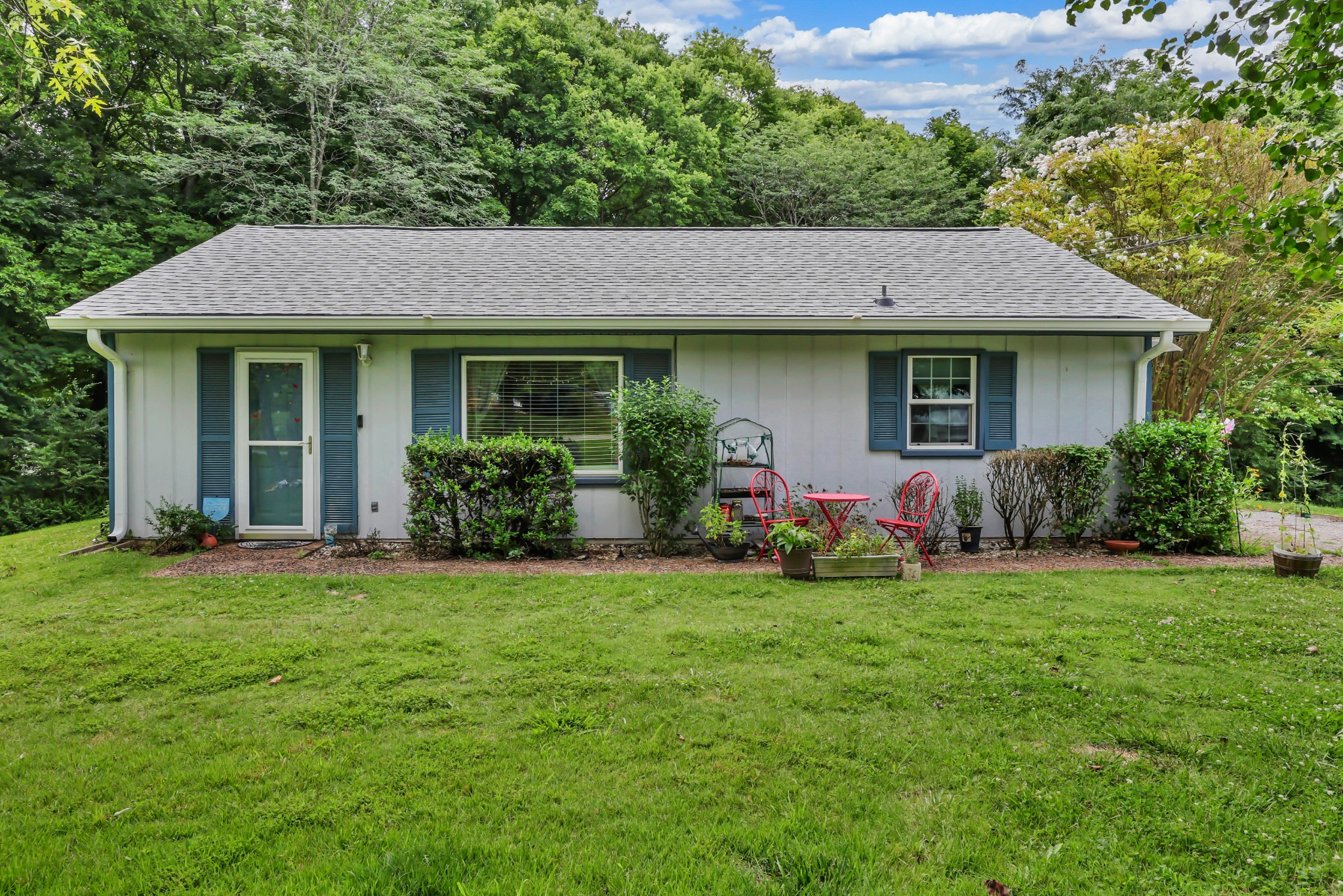 263 Edmondson Ferry Rd Property Photo 1