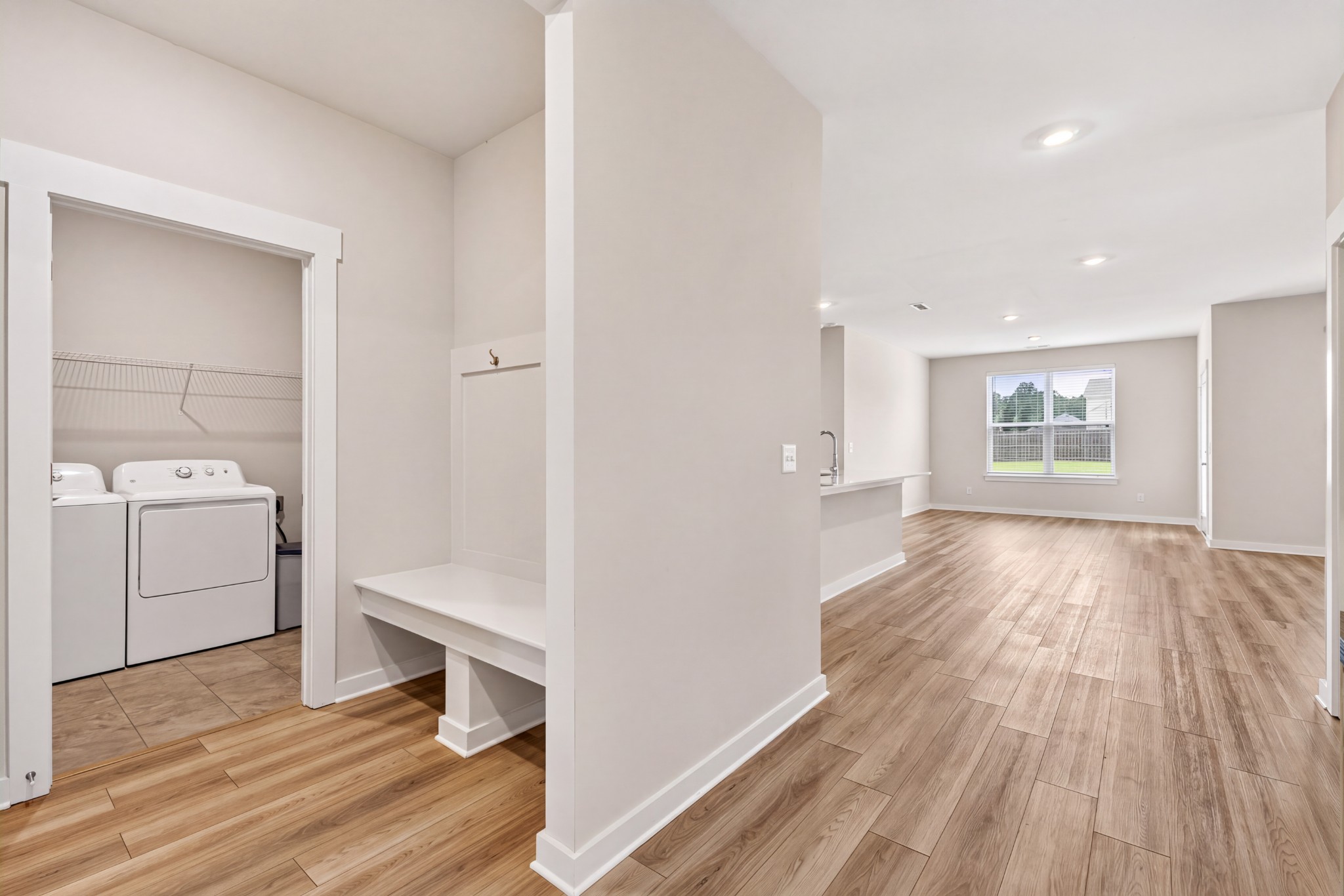 304 Ibis Pl Property Photo 8