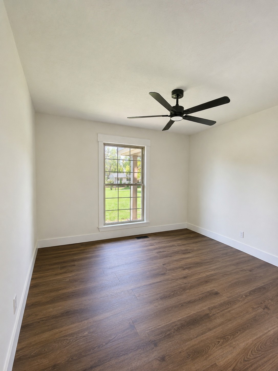 60 Smith Rd Property Photo 12