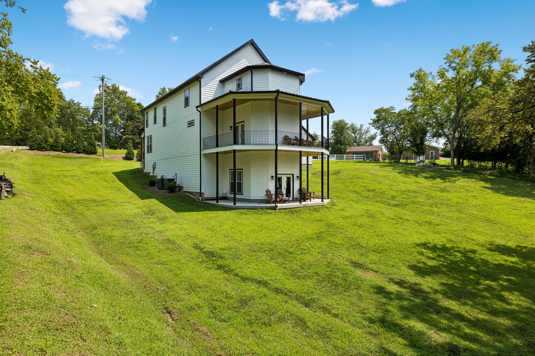 337 Vanderbilt Rd Property Photo 60