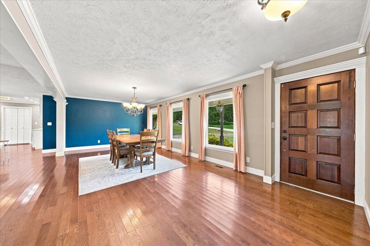 1232 Hall Drive Property Photo 9