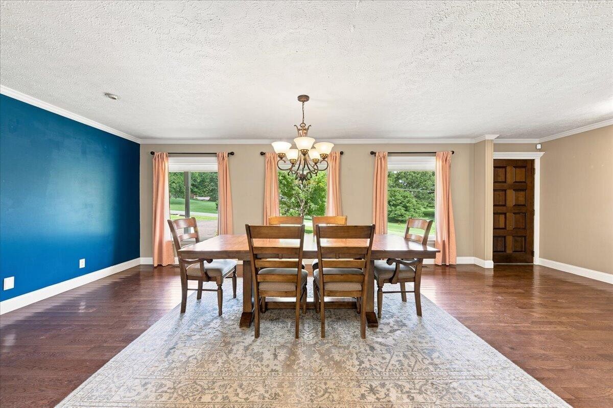1232 Hall Drive Property Photo 10