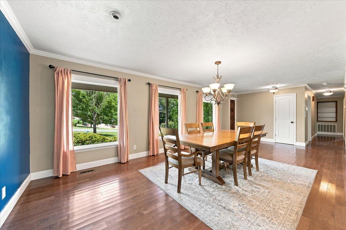 1232 Hall Drive Property Photo 11
