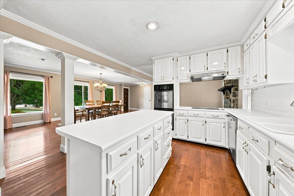 1232 Hall Drive Property Photo 16