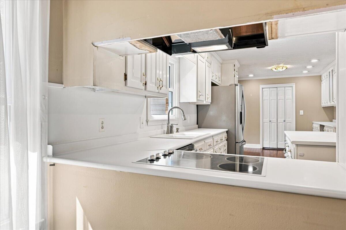 1232 Hall Drive Property Photo 27