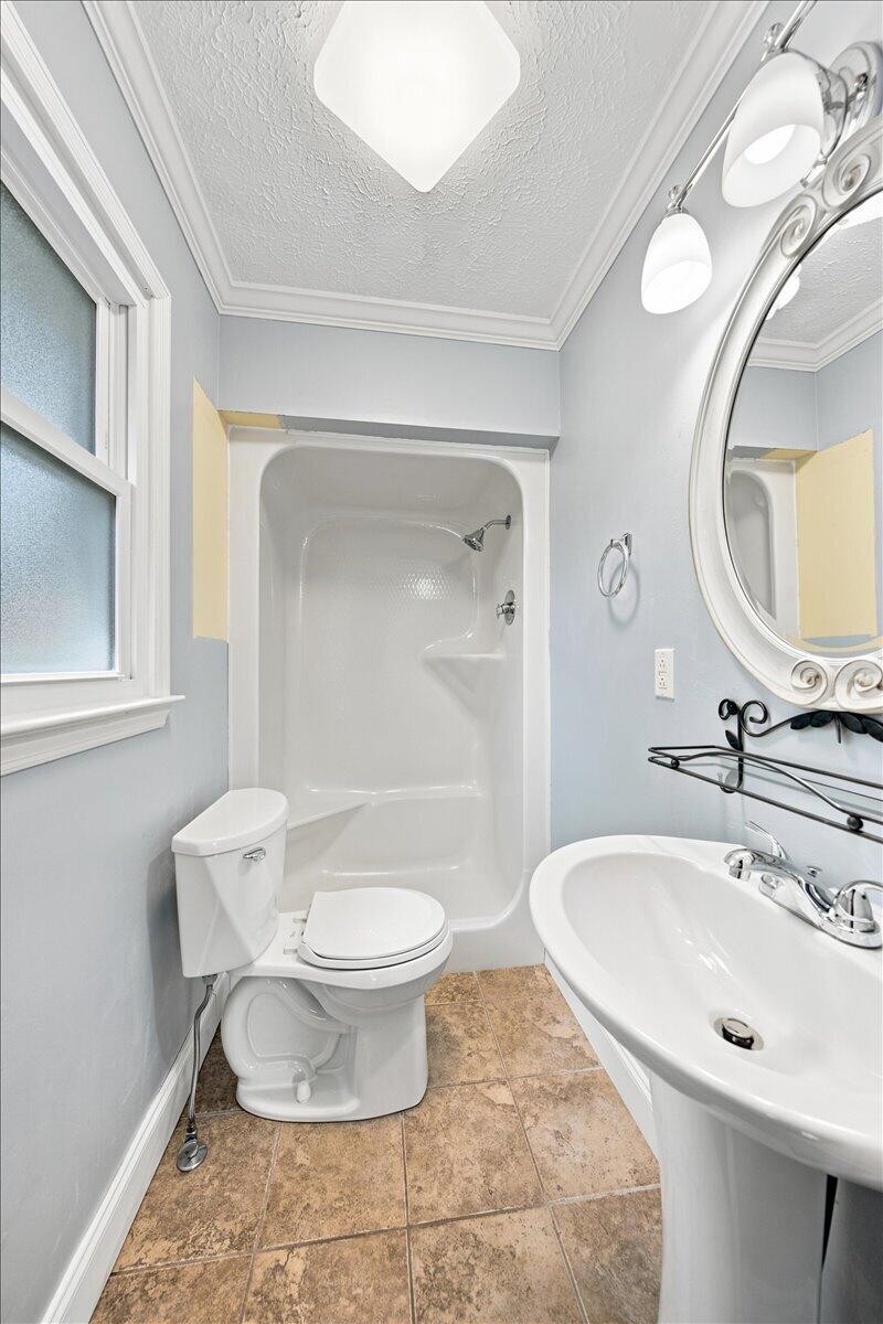 1232 Hall Drive Property Photo 35