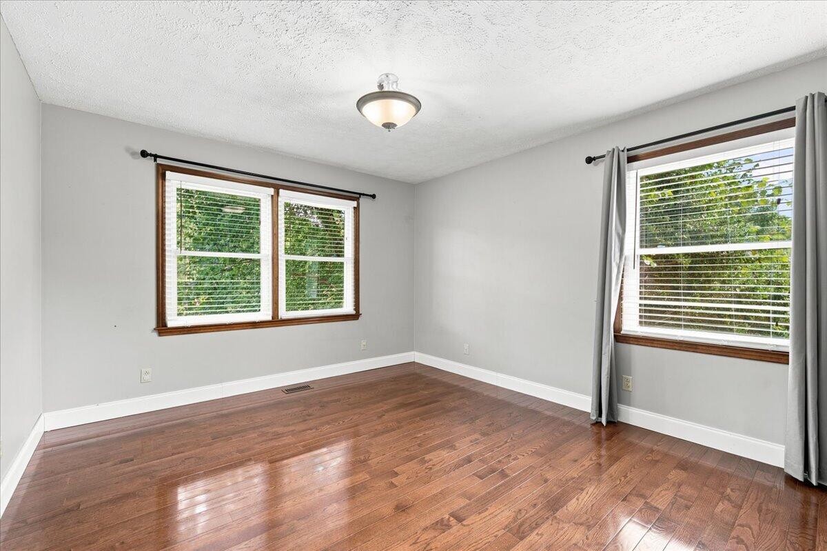 1232 Hall Drive Property Photo 38