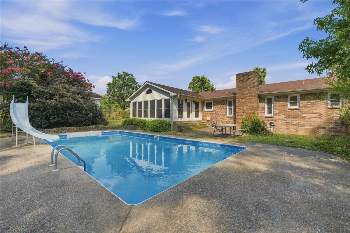 1232 Hall Drive Property Photo 49