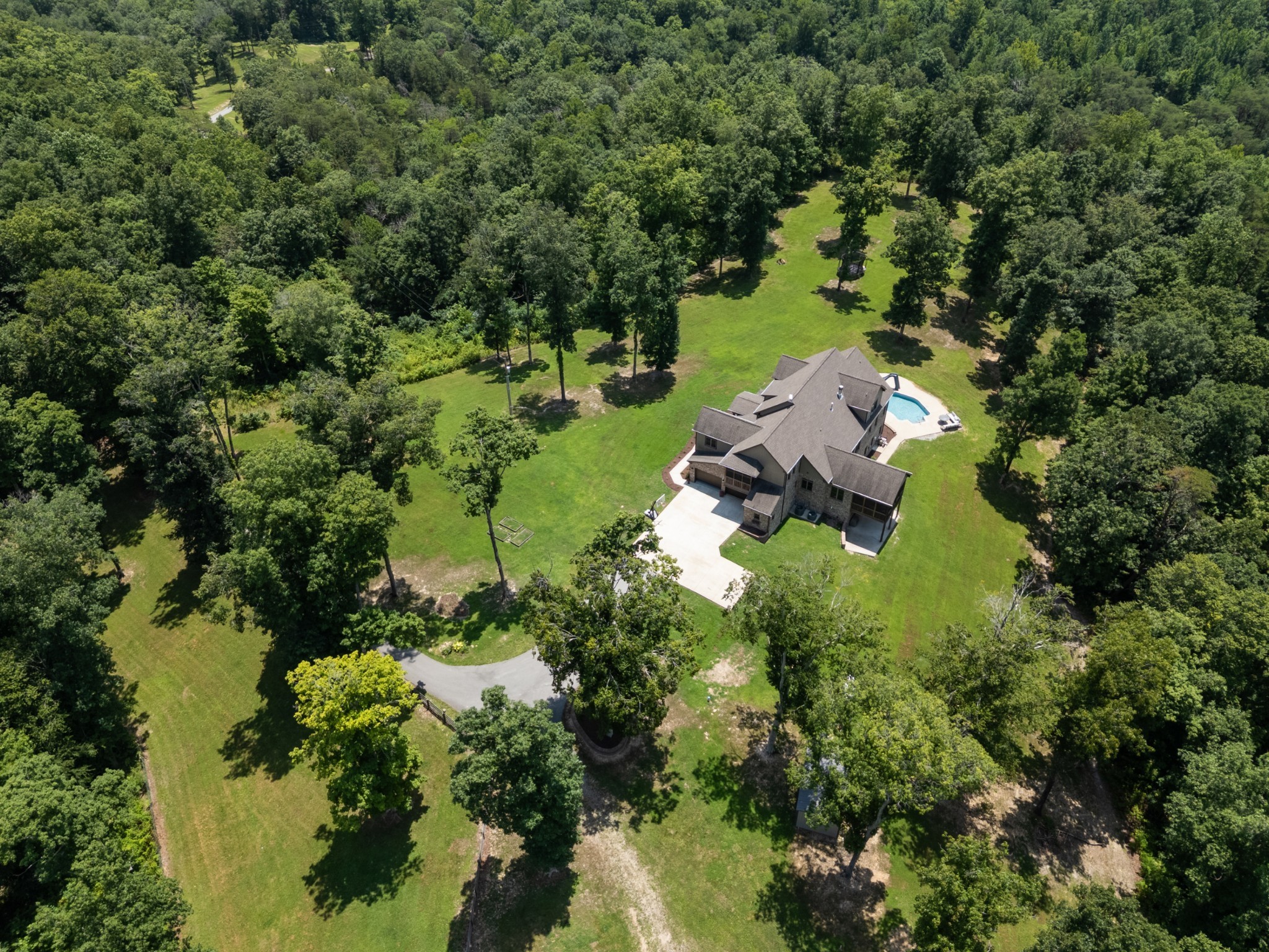1370 Leatherwood Rd Property Photo 2