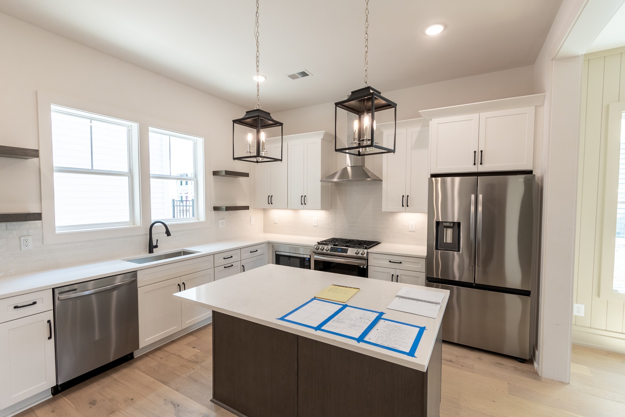 1072 Pique Pl Property Photo 11