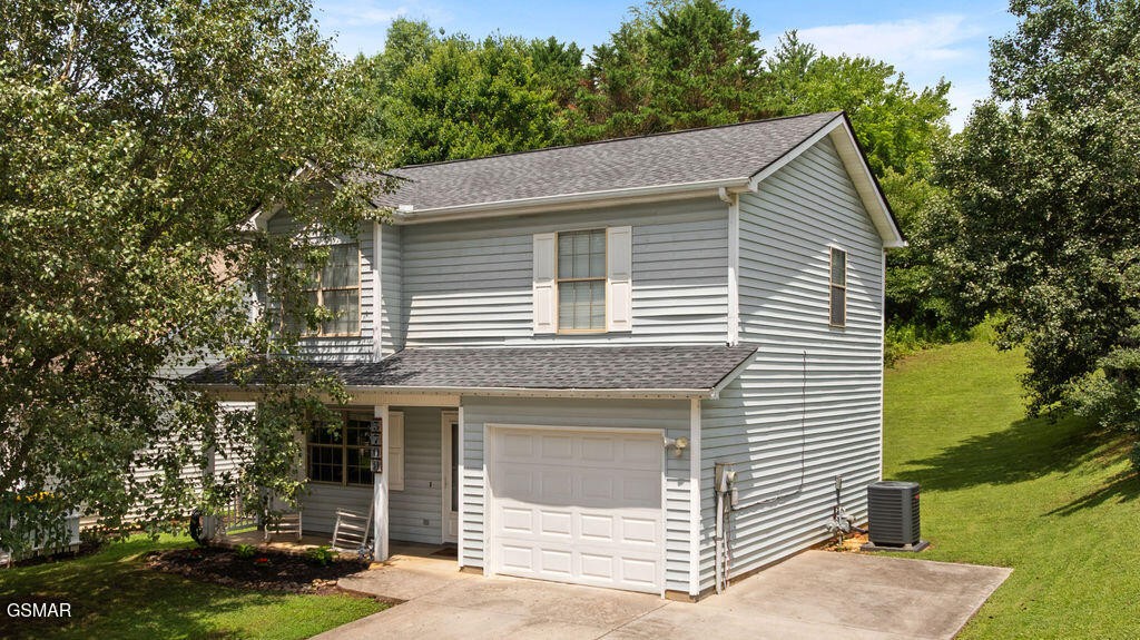 3709 Holgate Lane Property Photo 1