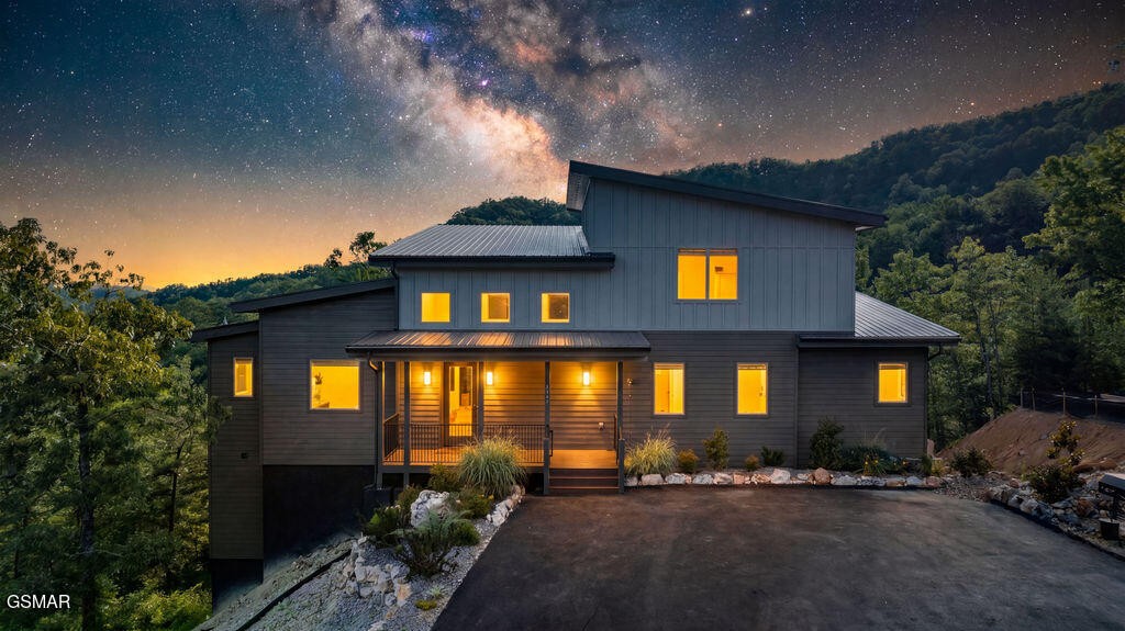 1429 Mountain Ash Way
