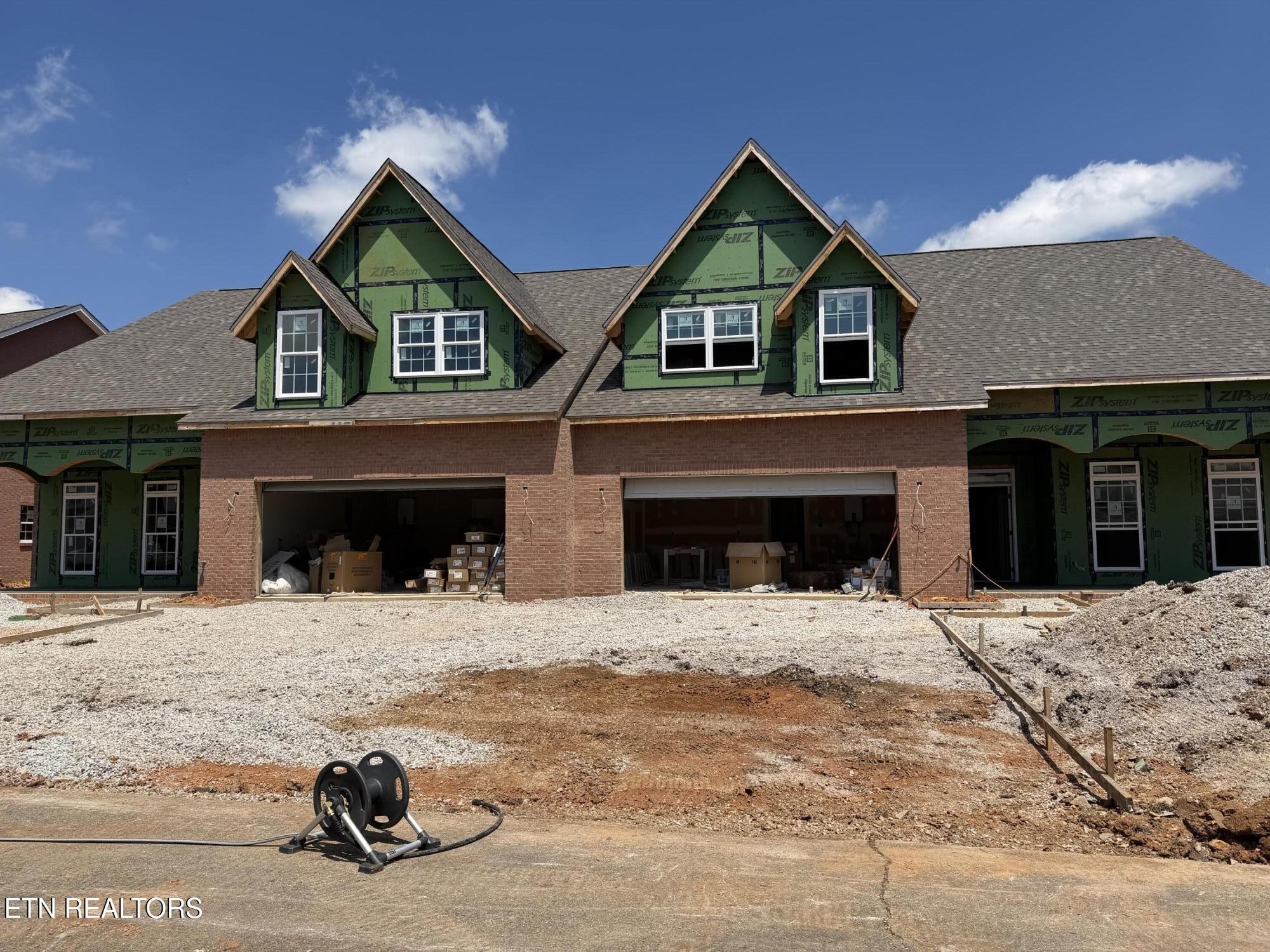 3831 Honeytree Lane Property Photo 1