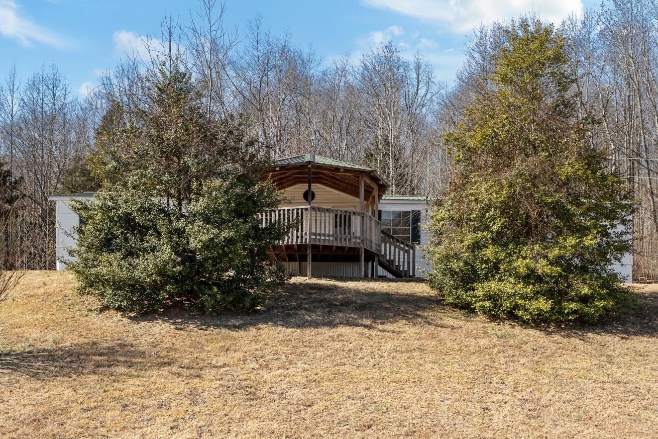 624 Nickletown Rd Property Photo 1
