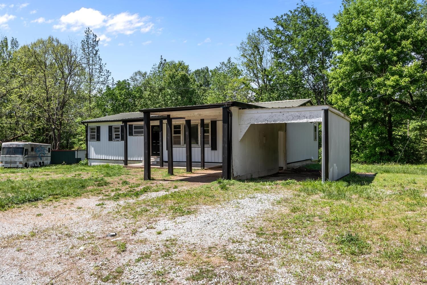 305 Old Bruceton Rd Property Photo 32