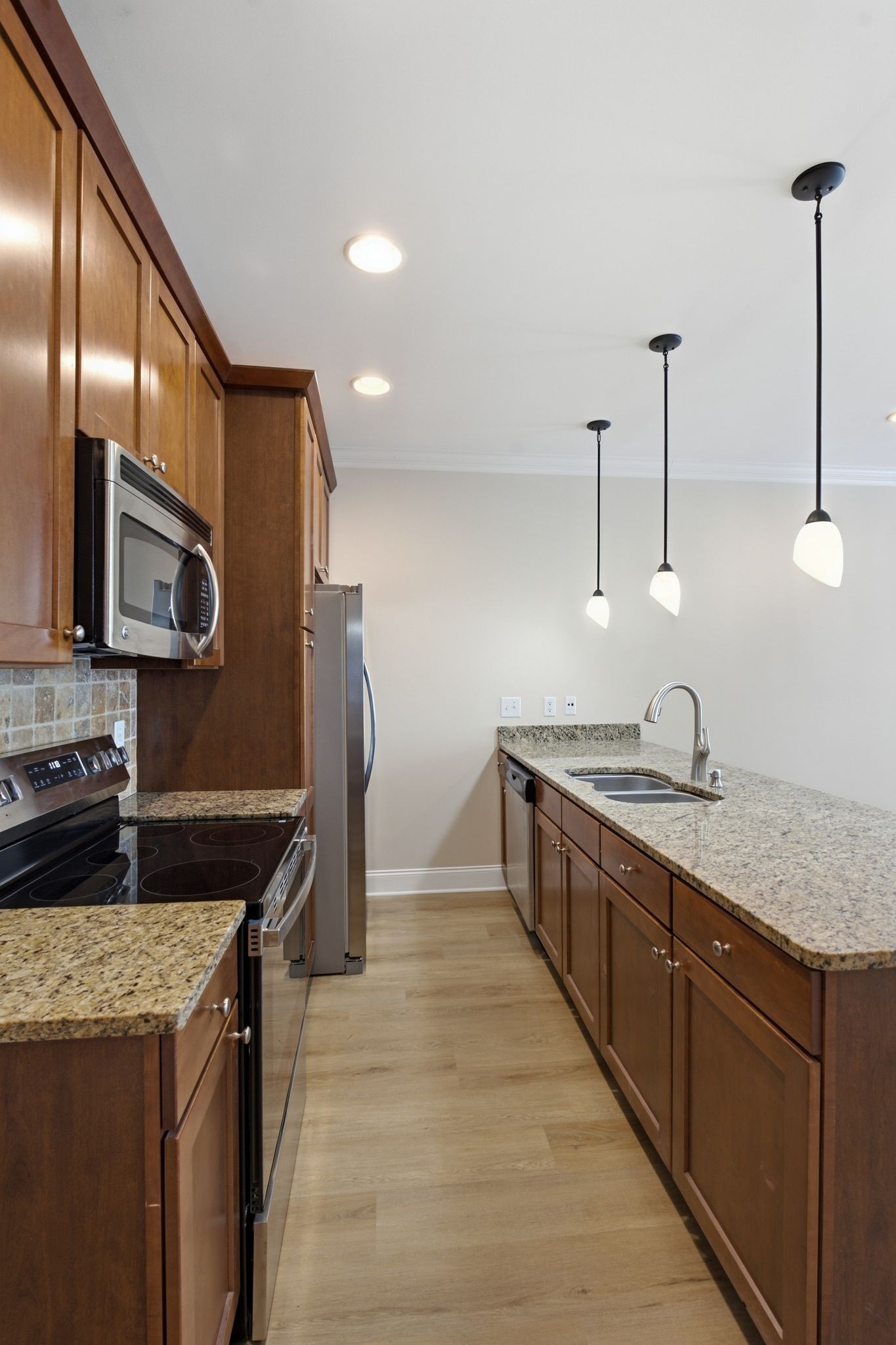 3122 Long Boulevard Property Photo 15