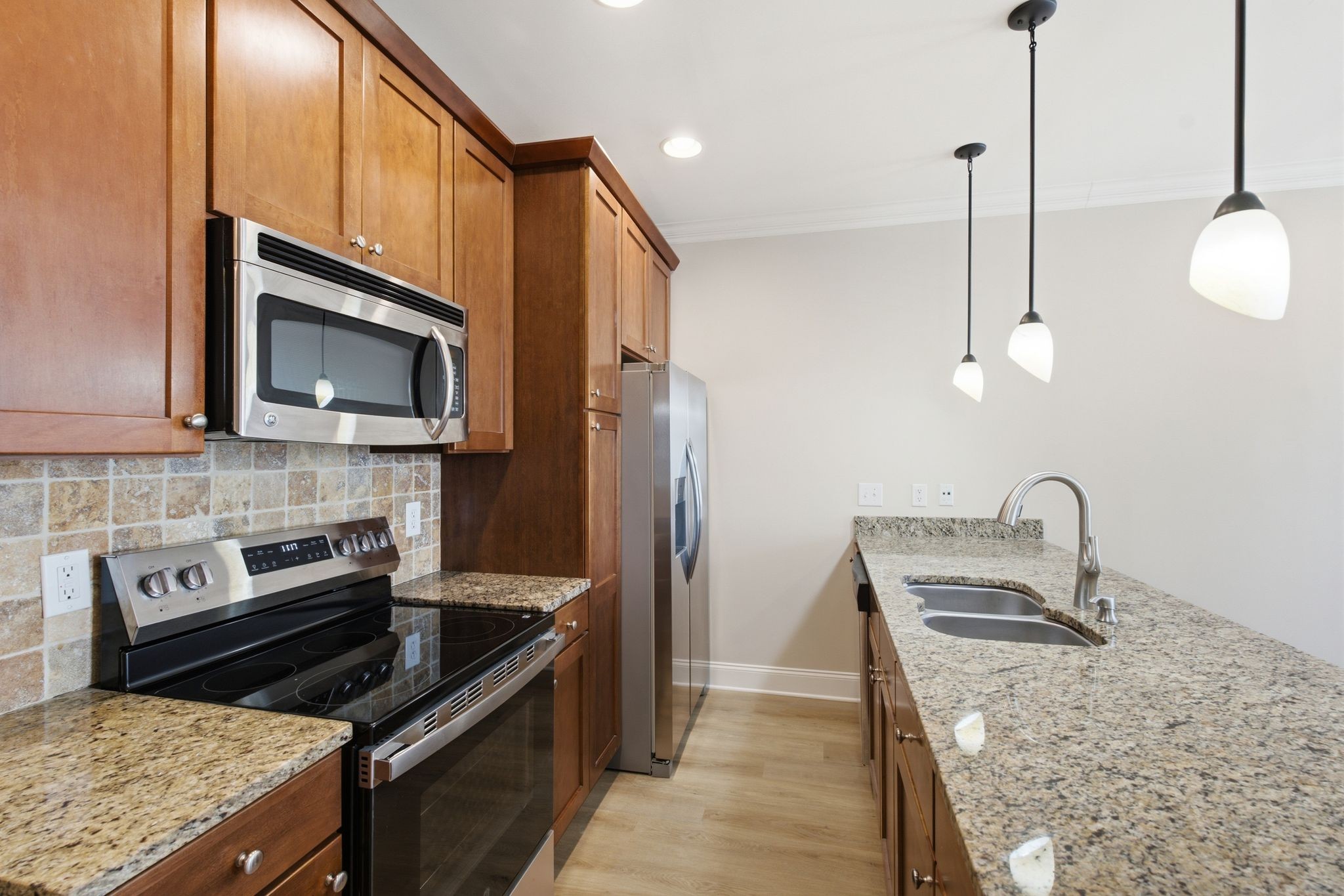 3122 Long Boulevard Property Photo 16