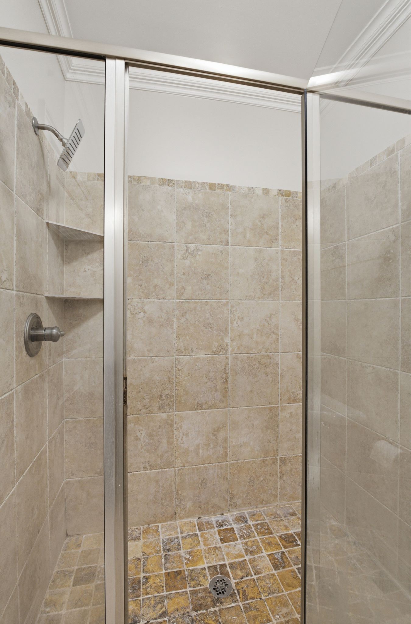 3122 Long Boulevard Property Photo 23
