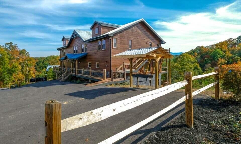 1481 Sleepy Valley Lane Property Photo 1