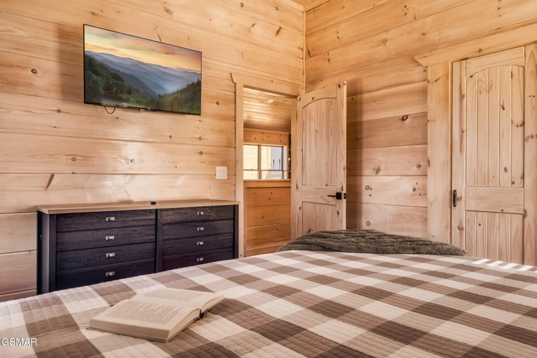 2852 Sequoia Road Property Photo 34
