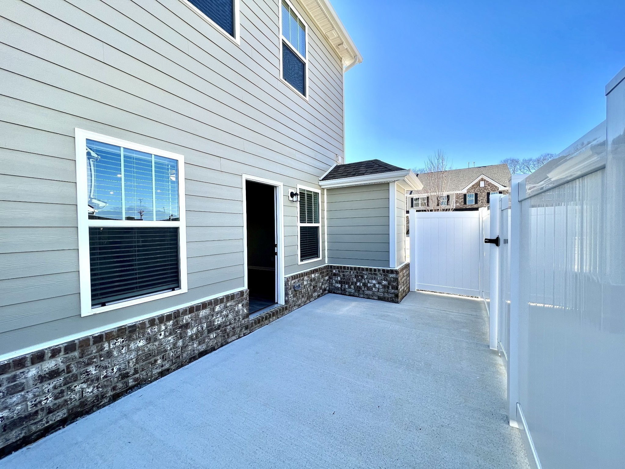 156 Grand Avenue Property Photo 10