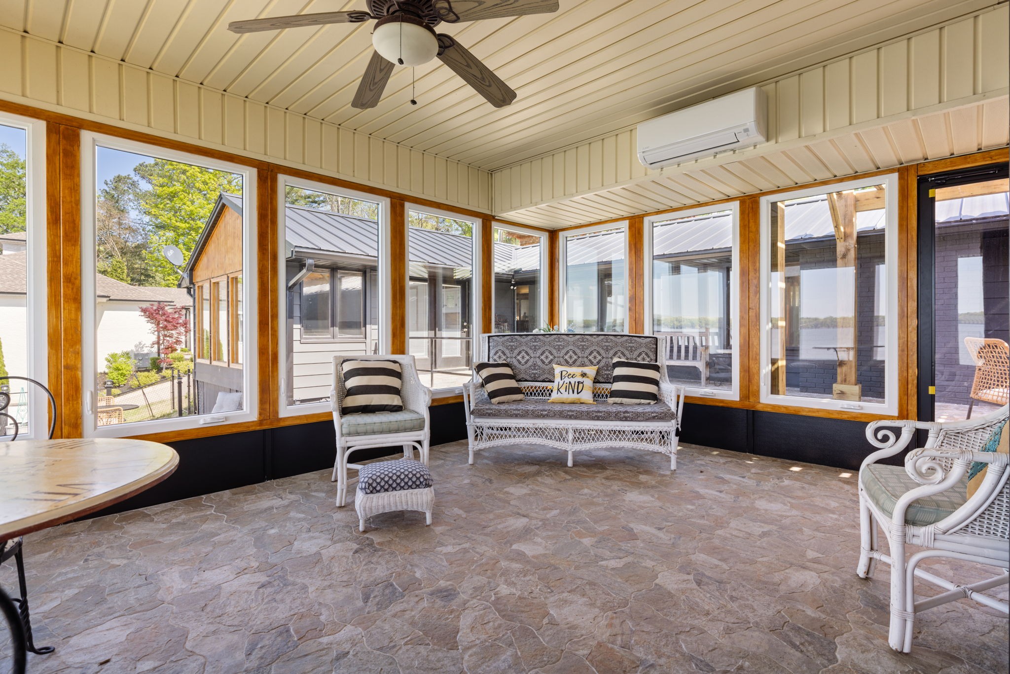 105 Lakeview Dr Property Photo 48
