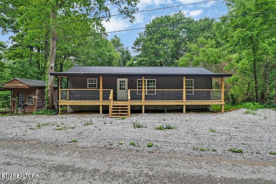 116 Joe Voiles Rd Property Photo 1