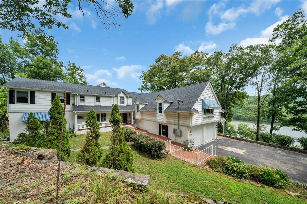 30 Lampley Ln Property Photo 2