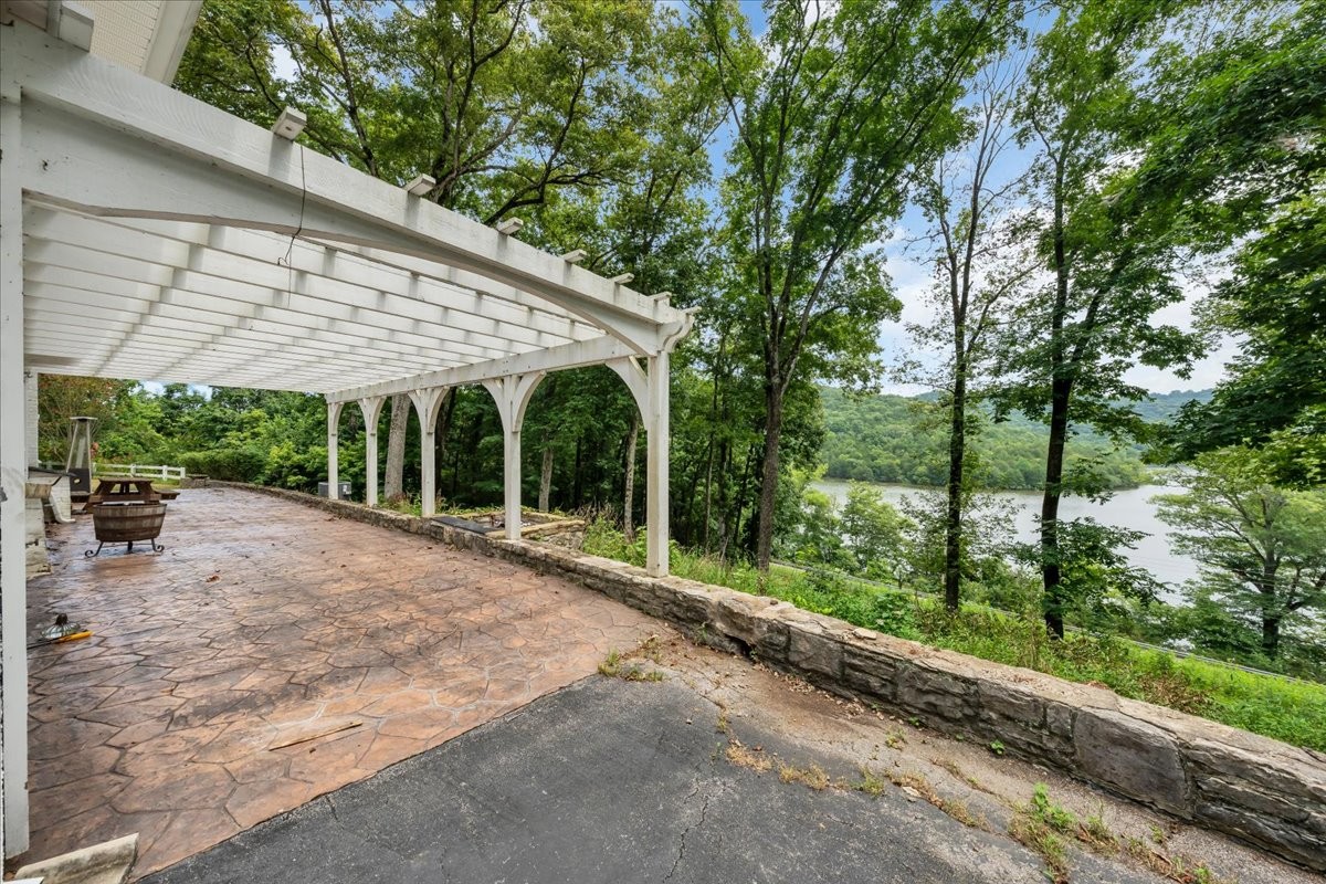 30 Lampley Ln Property Photo 13