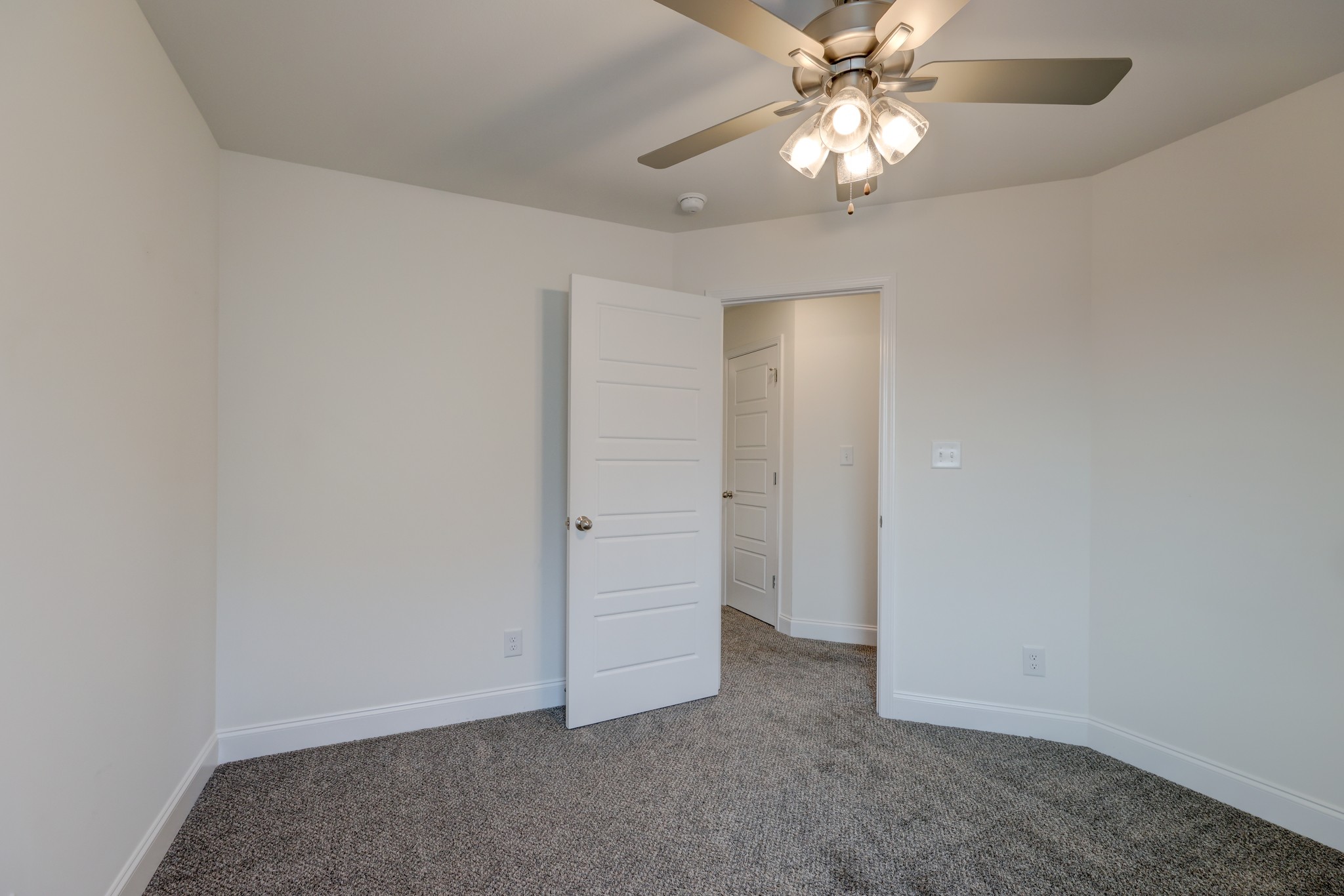 1385 Harmon Ln Property Photo 47