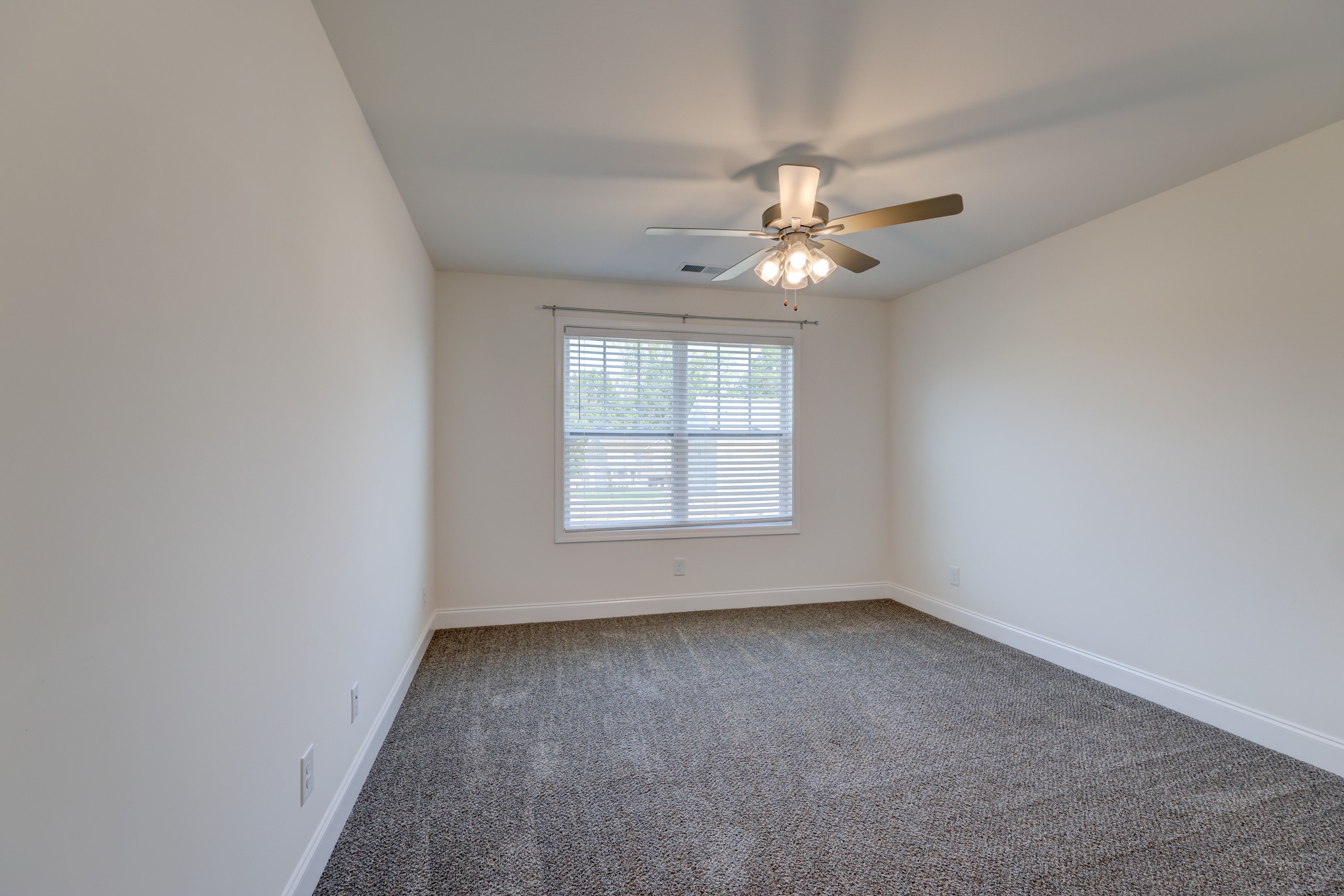 1385 Harmon Ln Property Photo 53