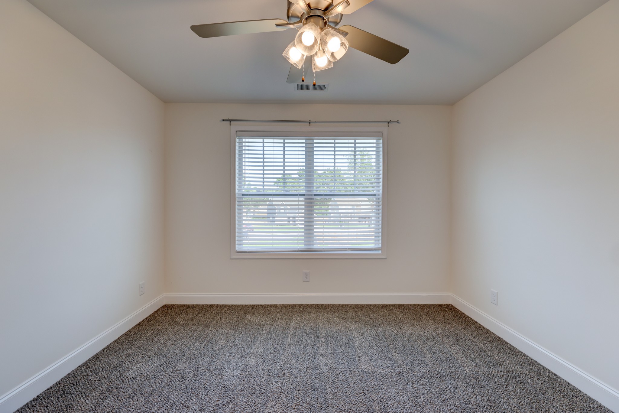 1385 Harmon Ln Property Photo 54
