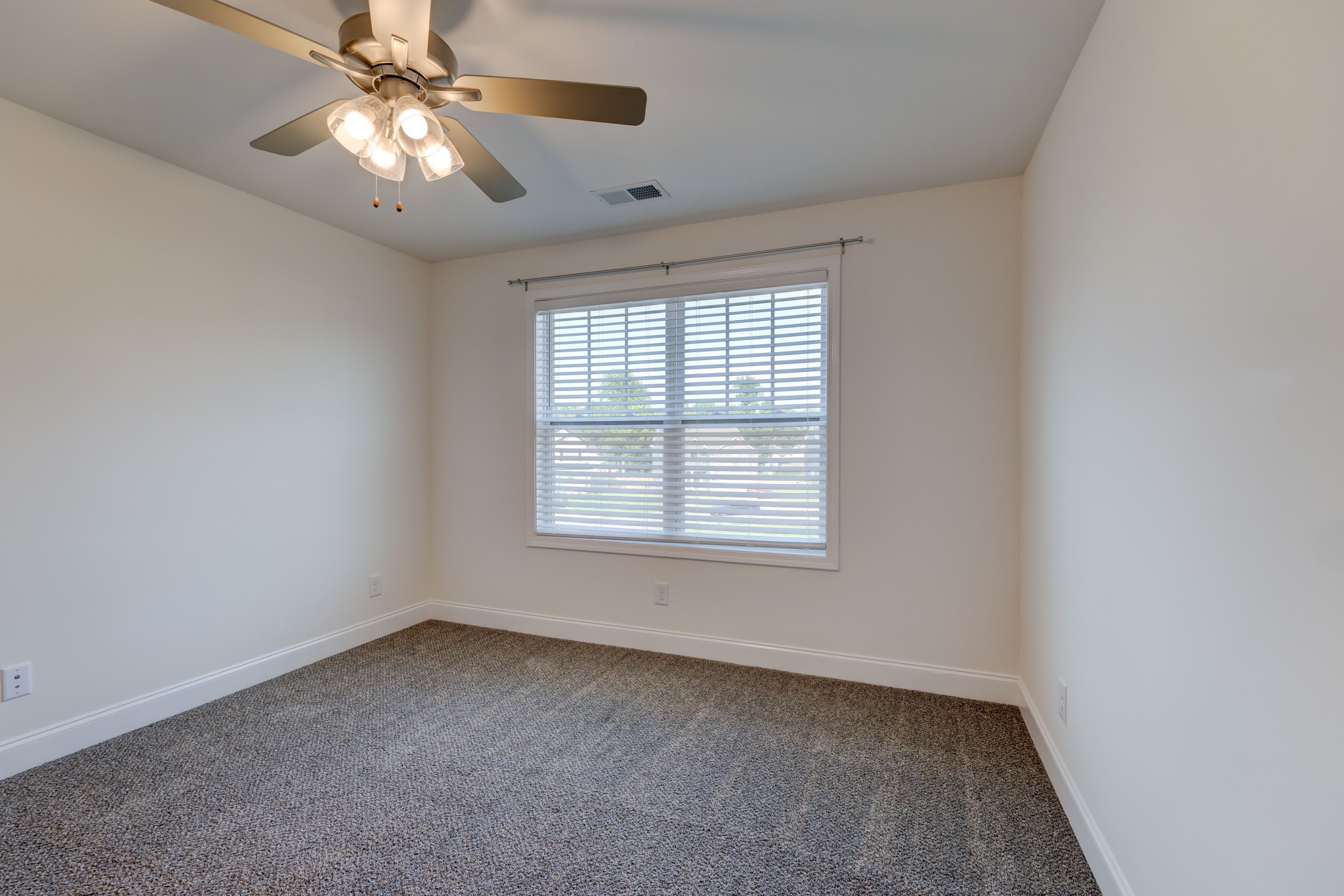 1385 Harmon Ln Property Photo 55