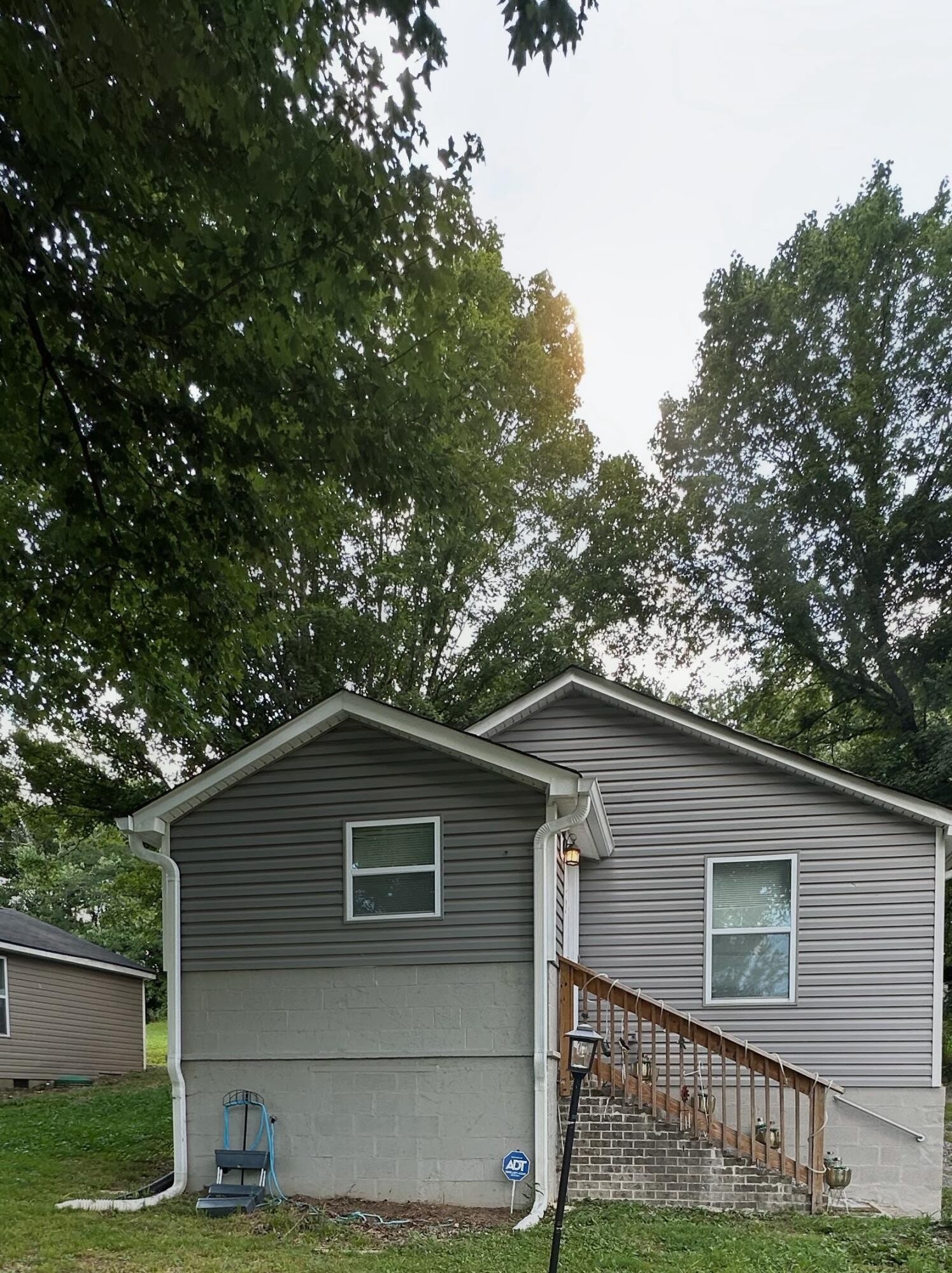 2226 Buchanan Road, SE Property Photo 1
