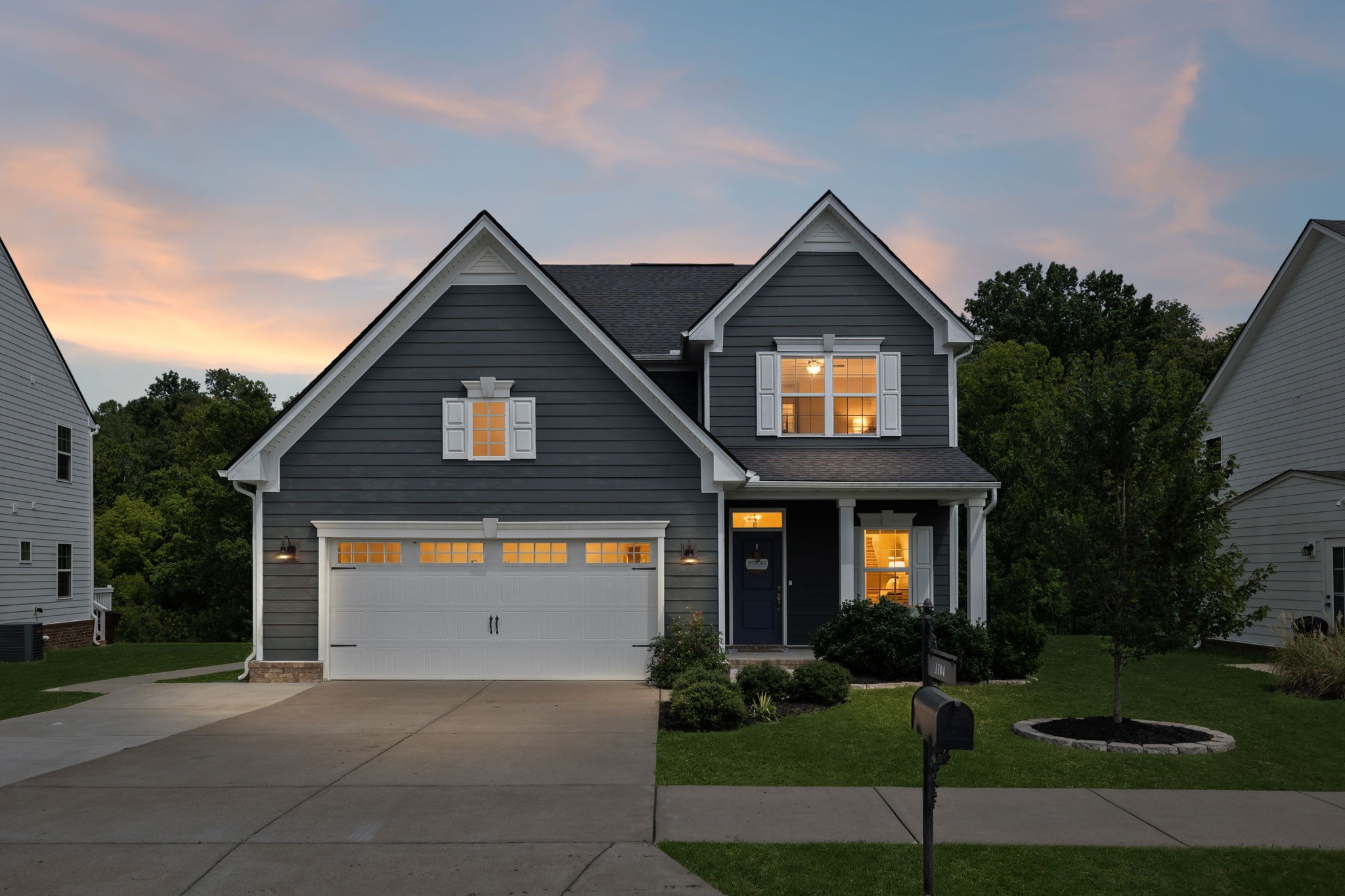 1104 Watermark Way Property Photo 1