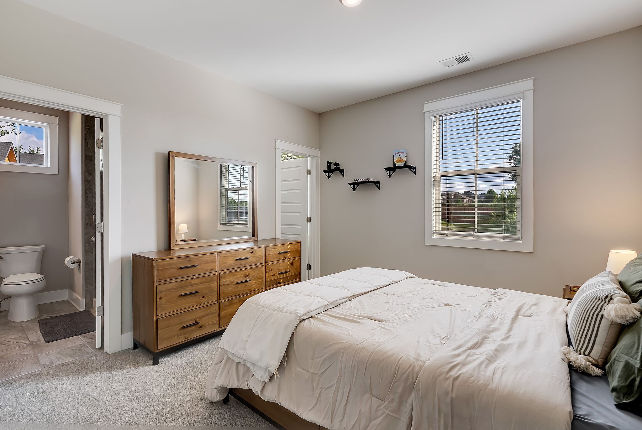 1007 Cabell Dr Property Photo 39