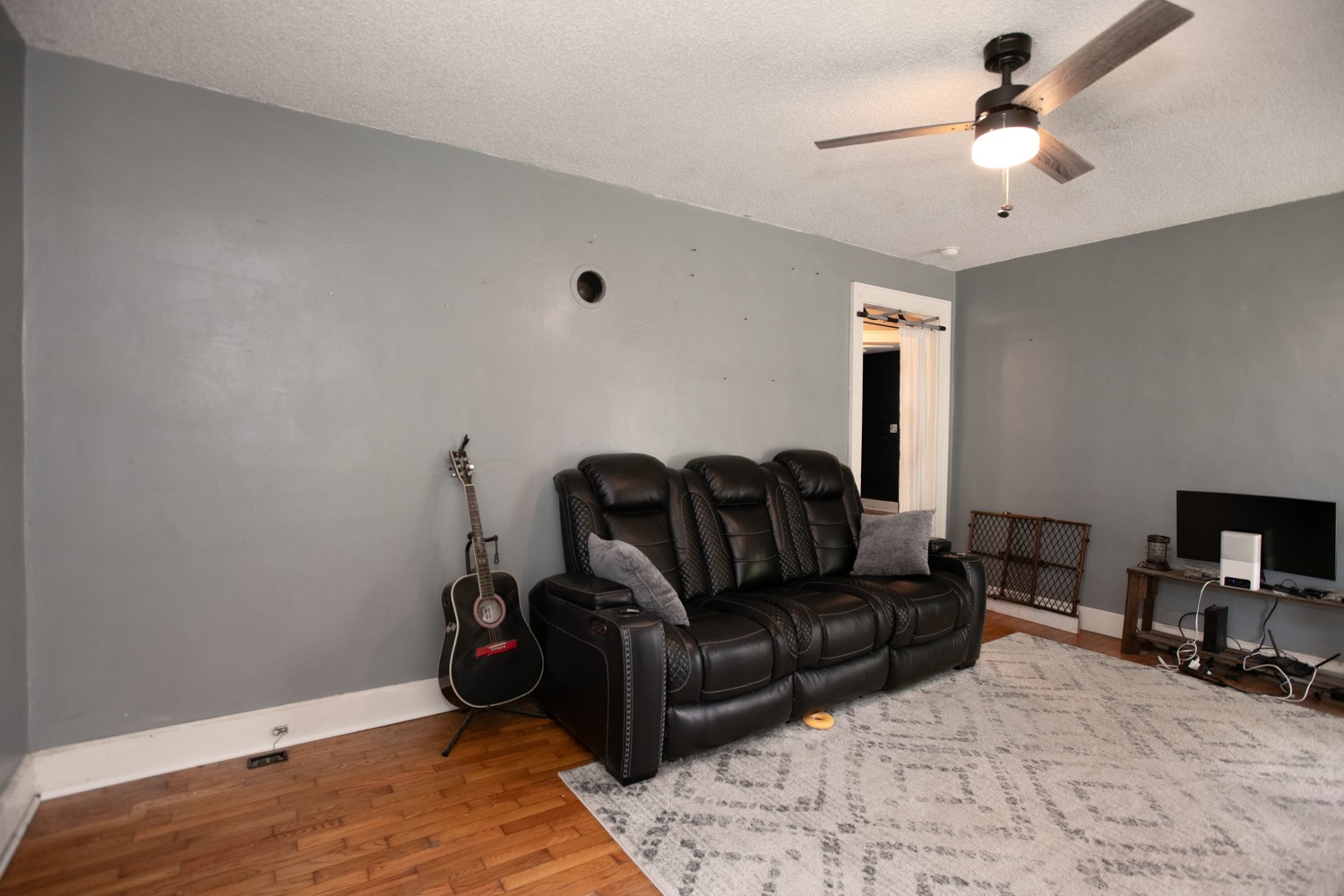 202 N Cherry St Property Photo 9