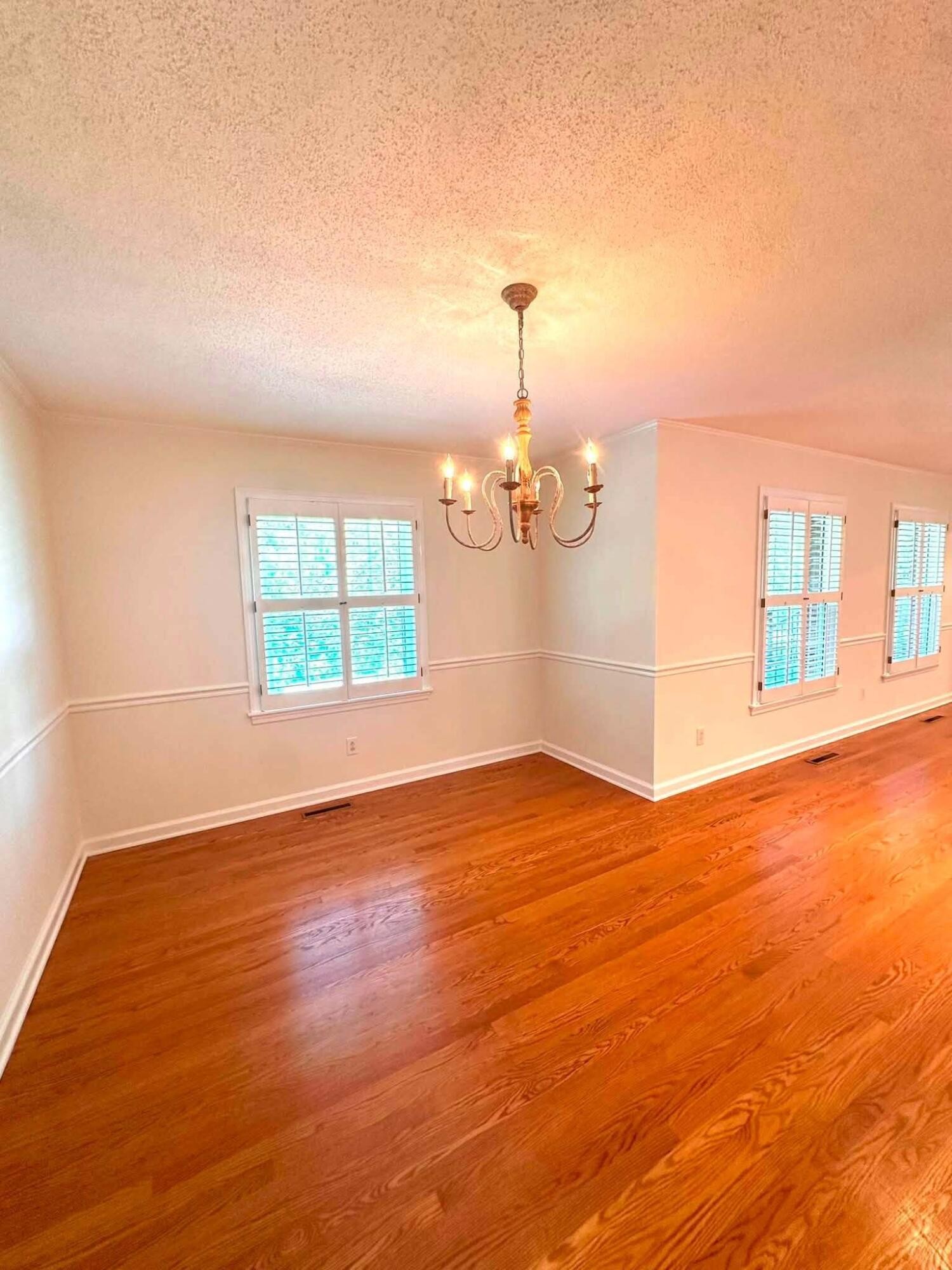 2220 Edgewater Drive, Nw Property Photo 14