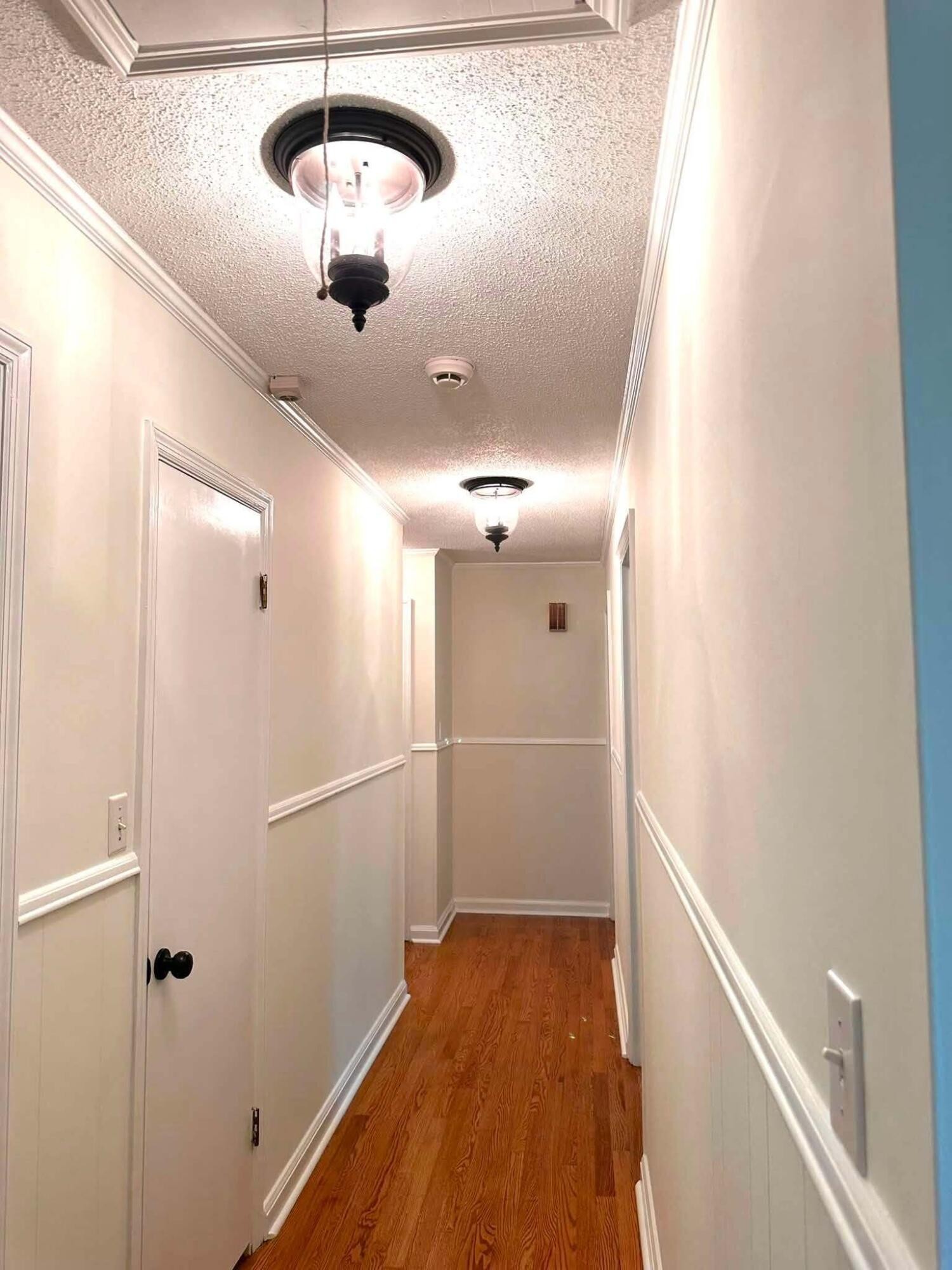 2220 Edgewater Drive, Nw Property Photo 16