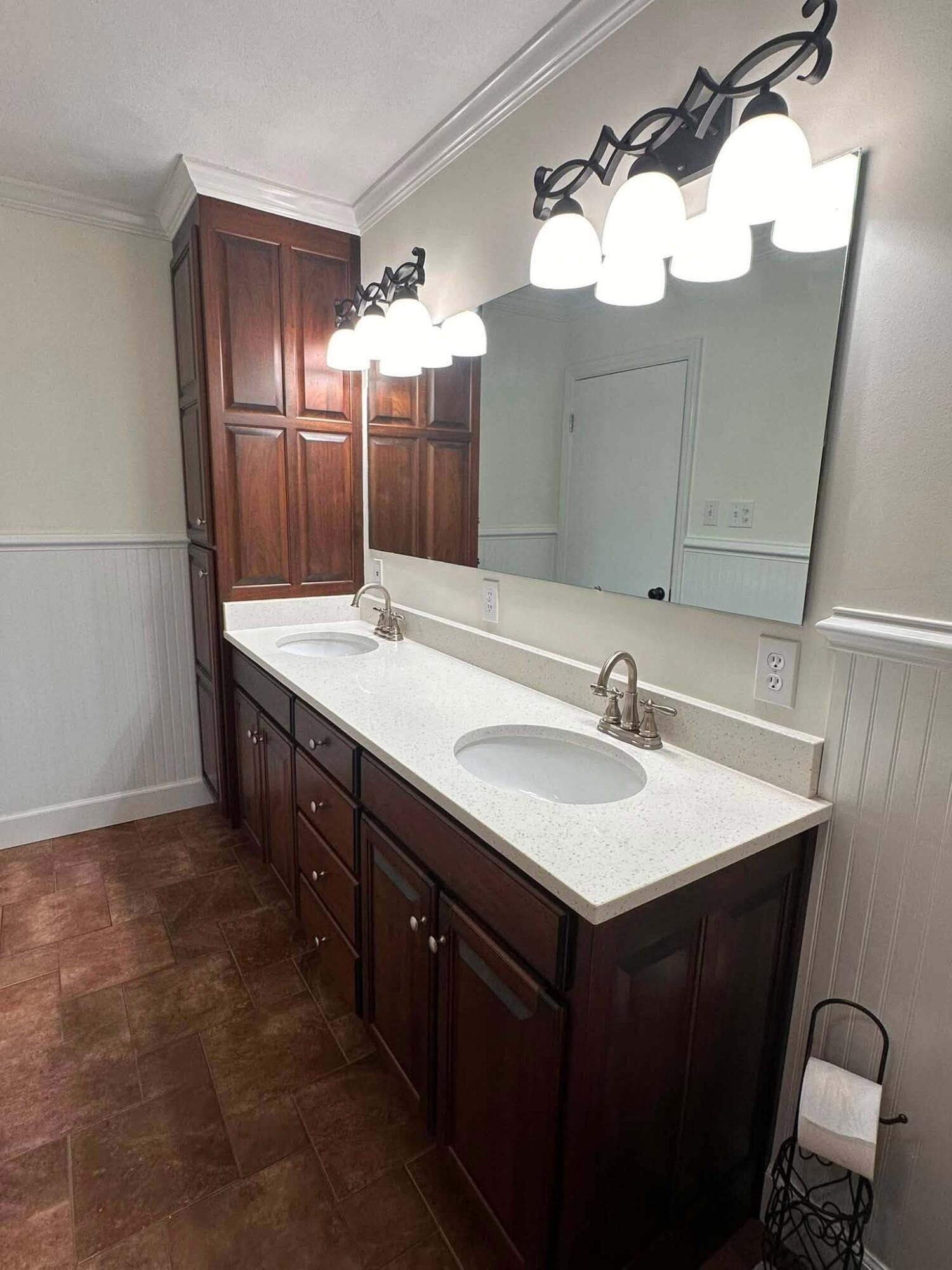 2220 Edgewater Drive, Nw Property Photo 18