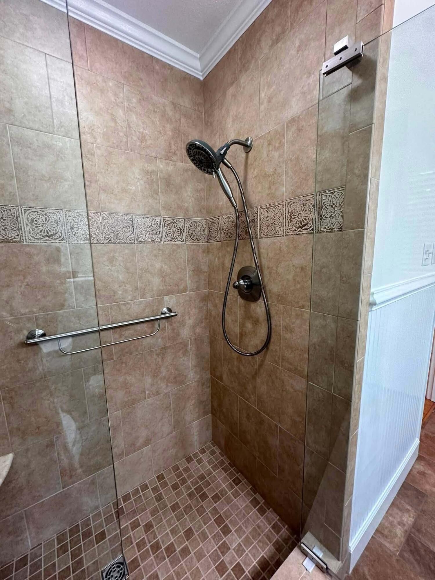 2220 Edgewater Drive, Nw Property Photo 20